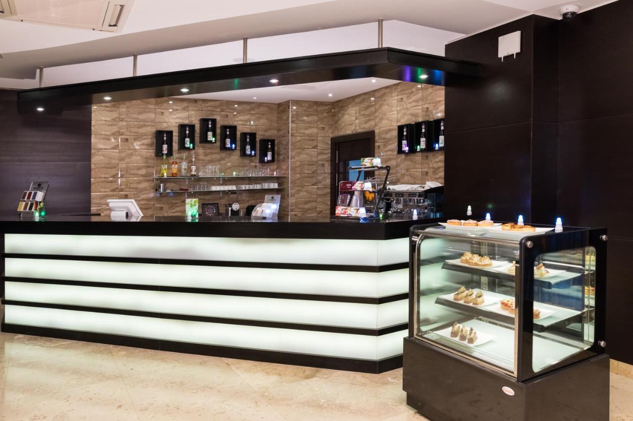 New Day Hotel Algiers Экстерьер фото