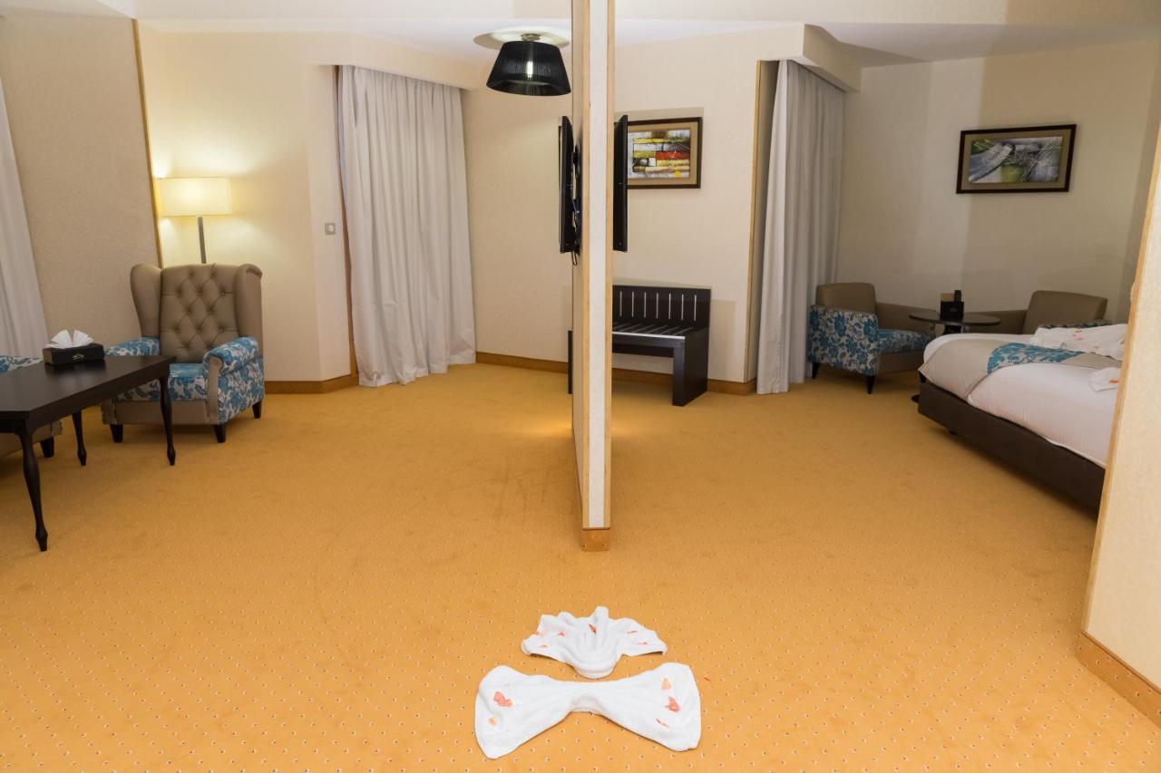 New Day Hotel Algiers Экстерьер фото