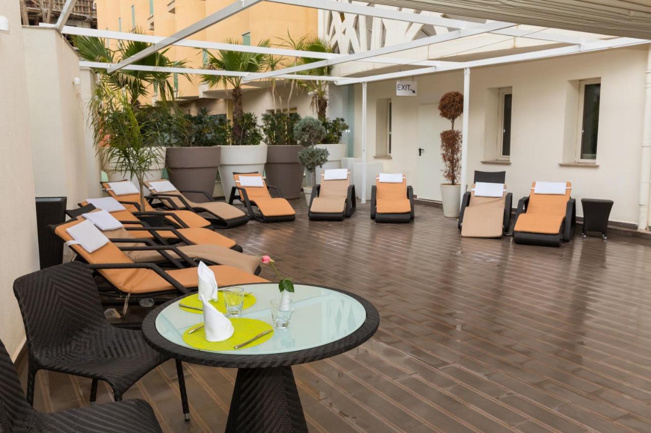 New Day Hotel Algiers Экстерьер фото